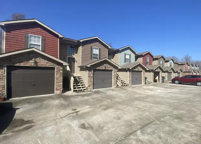 Property at 1732 Thistlewood Dr Unit B, Clarksville, TN, 37042, 3 beds, 2 baths, [object Object]