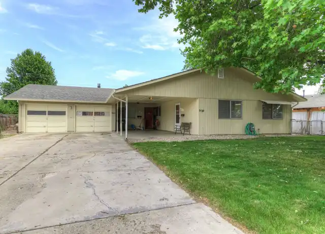 Property at 920 8th St NW Unit 920, Meridian, ID, 83642, 2 beds, 1 bath, [object Object]
