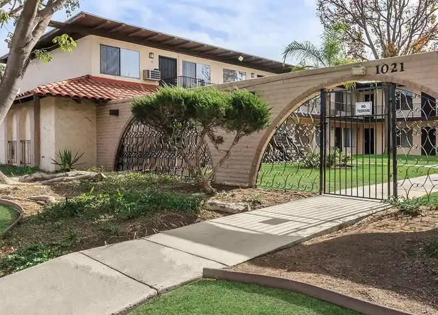 Property at Oak Valley Apartments - 1037 E Lexington Ave, El Cajon, CA, 92020, 1-2 bed, 1-1.5 bath, [object Object]