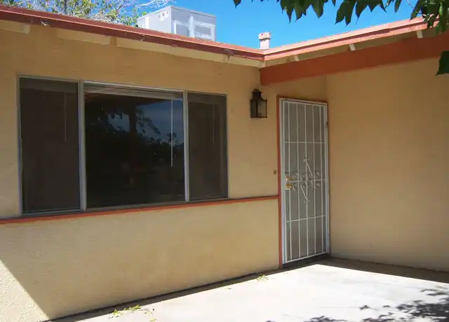 Property at 7616 Borrego Trl, Yucca Valley, CA, 92284, 2 beds, 1 bath, [object Object]