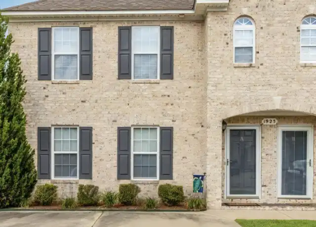Property at 1925 Cambria Dr, Greenville, NC, 27834, 3 beds, 3 baths, [object Object]