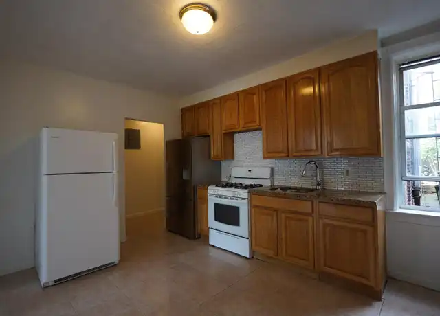 Property at 573 E AVE Unit 3, Bayonne, NJ, 07002, 2 beds, 1 bath, [object Object]
