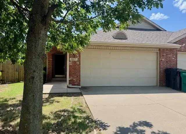 Property at 3617 Vanguard Dr, Yukon, OK, 73099, 3 beds, 2 baths, [object Object]