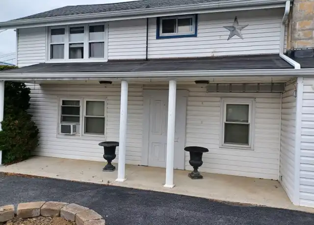 Property at 466 Campbelltown Rd, Palmyra, PA, 17078, 1 bed, 1 bath, [object Object]