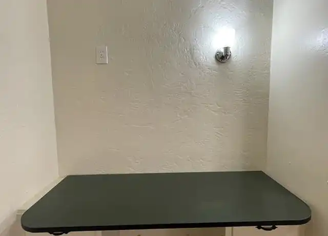 Property at 422 14th St SW Unit A, Albuquerque, NM, 87102, 0 beds, 1 bath, [object Object]