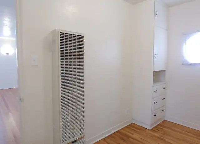 Property at 422 14th St SW Unit A, Albuquerque, NM, 87102, 0 beds, 1 bath, [object Object]
