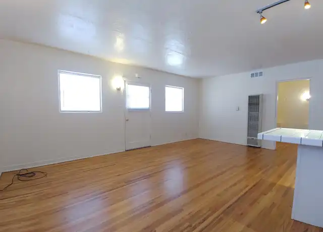 Property at 420 14th St SW Unit A, Albuquerque, NM, 87102, 0 beds, 1 bath, [object Object]