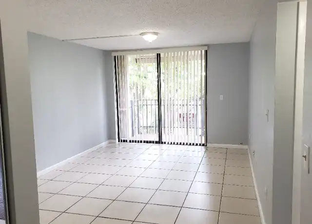 Property at 3611 SW 117th Ave Unit 402, Miami, FL, 33175, 2 beds, 1 bath, [object Object]