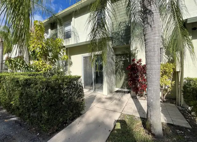 Property at 843 Crystal Lake Dr, Deerfield Beach, FL, 33064, 2 beds, 1.5 baths, [object Object]