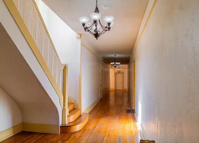 Property at The Wallace - 1201 Randolph Dr, El Paso, TX, 79902, 2 beds, 1 bath, [object Object]