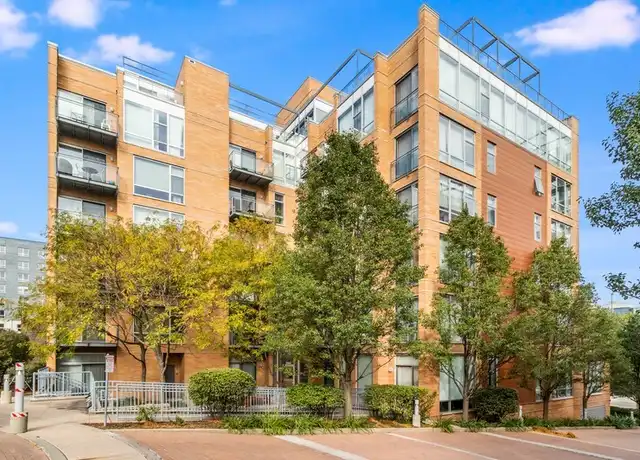 Property at 1740 Oak Ave #707, Evanston, IL, 60201, 1 bed, 1 bath, [object Object]