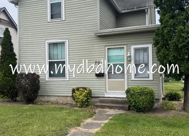 Property at 704 Davis St, Fort Wayne, IN, 46808, 5 beds, 2 baths, [object Object]