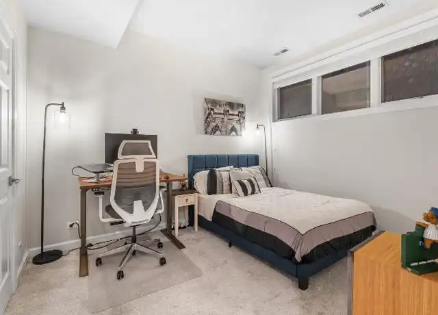 Property at 1550 N Hoyne Ave, Chicago, IL, 60622, 2 beds, 3 baths, [object Object]