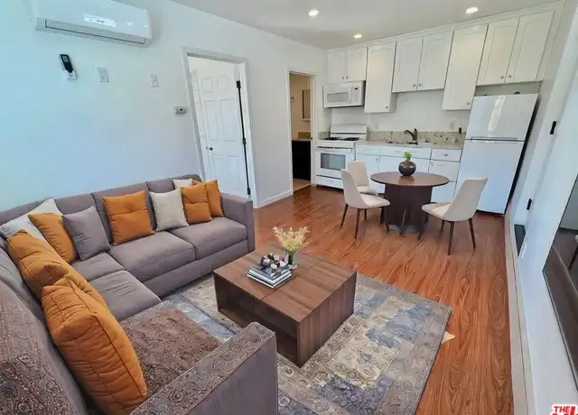 Property at 3901 S Orange Dr, Los Angeles, CA, 90008, 1 bed, 1 bath, [object Object]
