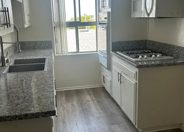 Property at 124 N Adams St Unit 24, Glendale, CA, 91206, 1 bed, 1 bath, [object Object]