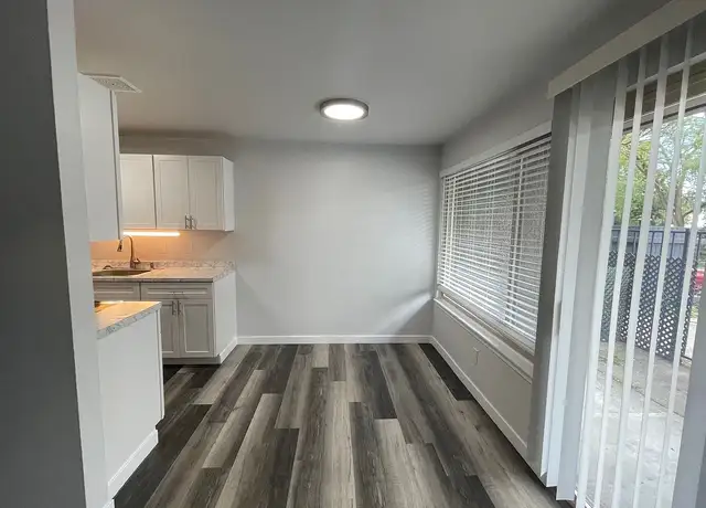 Photo of 143 S 152nd St, Burien, WA 98148