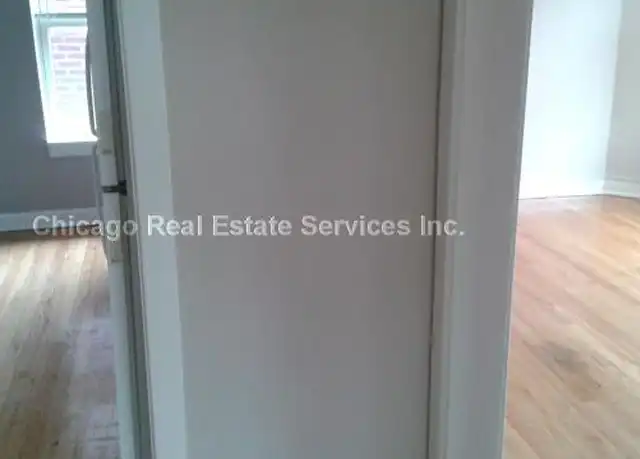 Property at 4025 W Melrose St, Chicago, IL, 60641, 1 bed, 1 bath, [object Object]