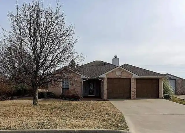 Property at 305 Bryant St, Pottsboro, TX, 75076, 3 beds, 2 baths, [object Object]
