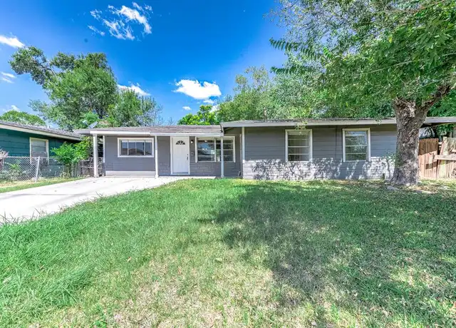 Property at 5711 Lyndhurst Dr, Houston, TX, 77033, 4 beds, 1 bath, [object Object]