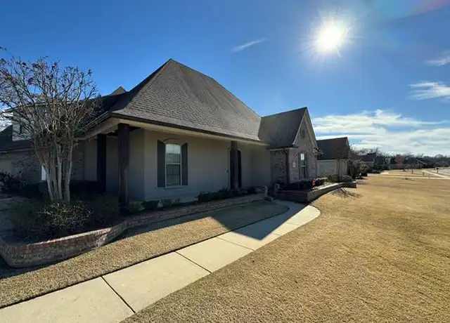 Property at 470 Long Acre Dr, Bossier City, LA, 71111, 4 beds, 3.5 baths, [object Object]