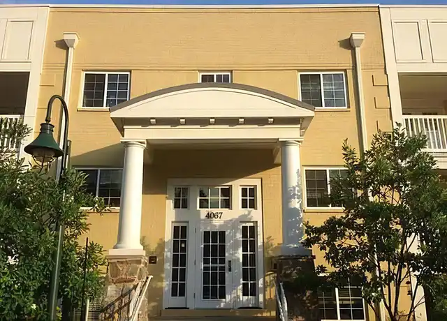 Property at 4067 S Four Mile Run Dr #302, Arlington, VA, 22204, 1 bed, 1 bath, [object Object]