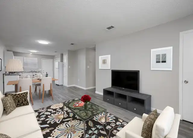 Property at 12023 Roddy Rd, Gonzales, LA, 70737, 2 beds, 1 bath, [object Object]