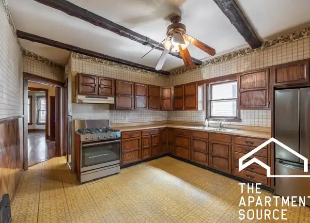 Property at 5311 W Berenice Ave, Chicago, IL, 60641, 2 beds, 1 bath, [object Object]