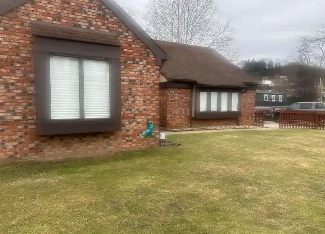 Property at 5840 3rd St, Verona, PA, 15147, 2 beds, 1 bath, [object Object]