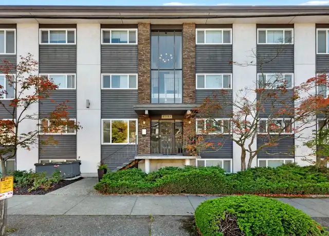 Property at 4321 SW Genesee St Unit 12, Seattle, WA, 98116, 1 bed, 1 bath, [object Object]