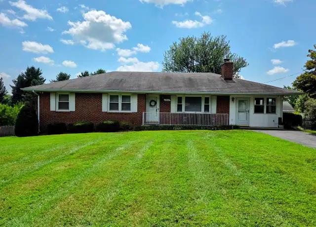 Property at 25020 Oak Dr, Damascus, MD, 20872, 3 beds, 1.5 baths, [object Object]