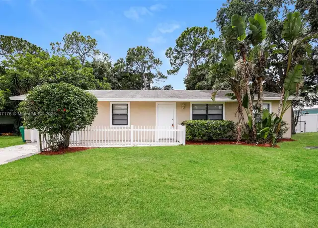 Property at 1252 SW Goodman Ave, Port Saint Lucie, FL, 34953, 3 beds, 2 baths, [object Object]