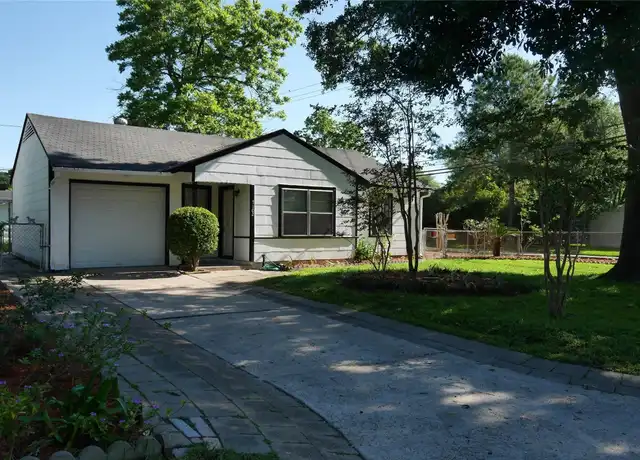 Property at 7102 Raton St, Houston, TX, 77055, 2 beds, 1 bath, [object Object]