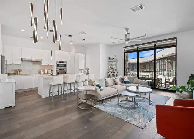 Property at 800 Embassy Dr #609, Austin, TX, 78702, 2 beds, 2.5 baths, [object Object]