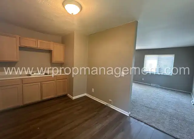 Property at 470 2nd St Unit 1, Toledo, OH, 43605, 2 beds, 1 bath, [object Object]