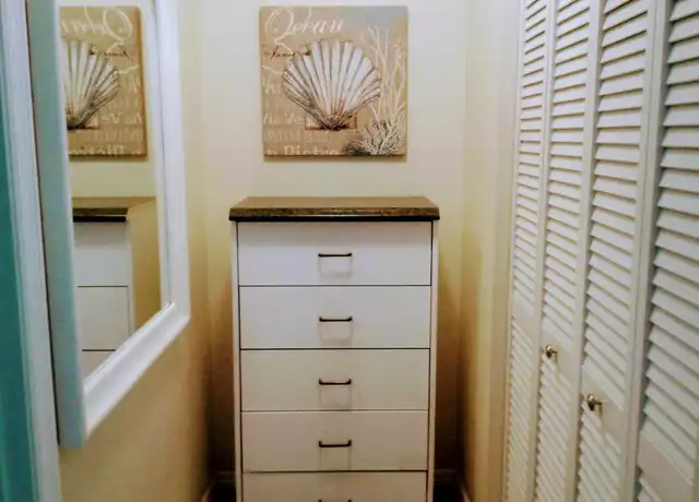 Property at 742 Arthurs Ct, Tarpon Springs, FL, 34689, 3 beds, 2 baths, [object Object]