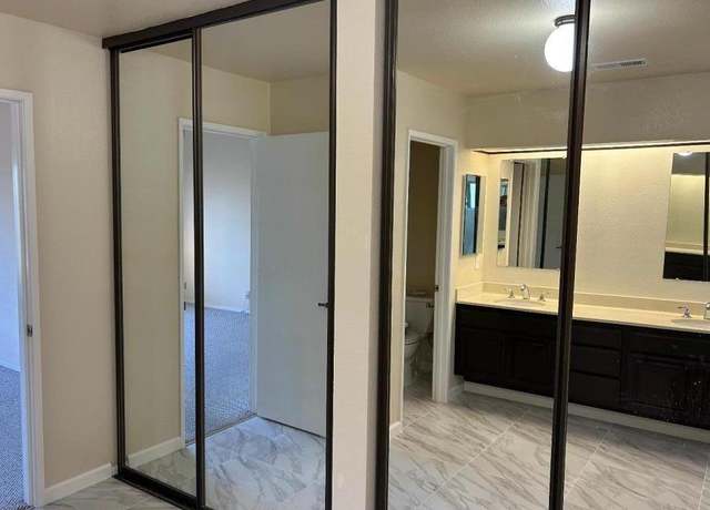 Photo of 10 Pyrola Ln, San Carlos, CA 94070