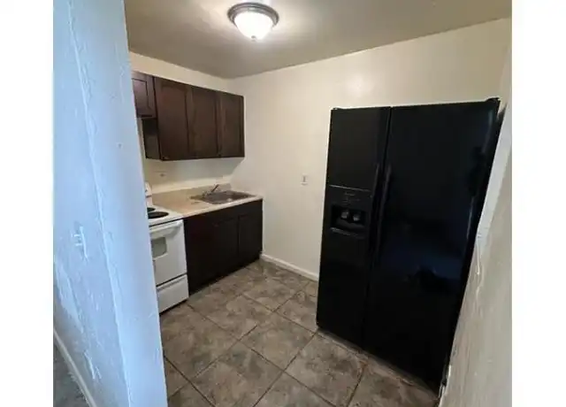 Property at 830 NW 70th St, Miami, FL, 33150, 1 bed, 1 bath, [object Object]