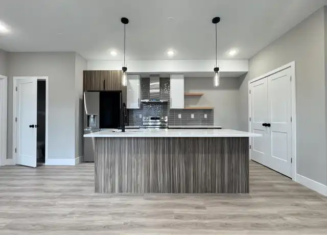 Property at 646 W Huntingdon St Unit 1, Philadelphia, PA, 19133, 2 beds, 2 baths, [object Object]