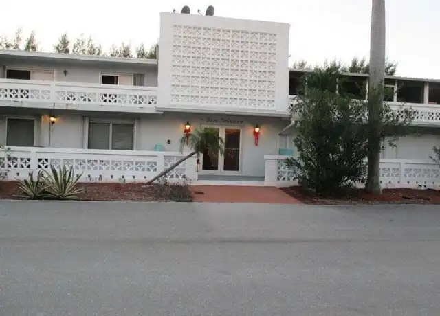 Property at 209 SE 6th St #10, Boynton Beach, FL, 33435, 1 bed, 1 bath, [object Object]