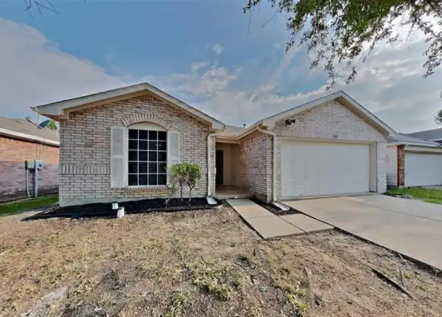 Property at 2005 Fairview Dr, Forney, TX, 75126, 4 beds, 2 baths, [object Object]
