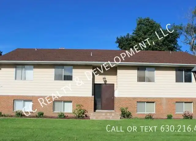 Property at 1044 S York Rd Unit 2A, Bensenville, IL, 60106, 2 beds, 1 bath, [object Object]