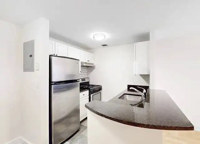 Property at 42 8th St, Charlestown, MA, 02129, 1 bed, 1 bath, [object Object]