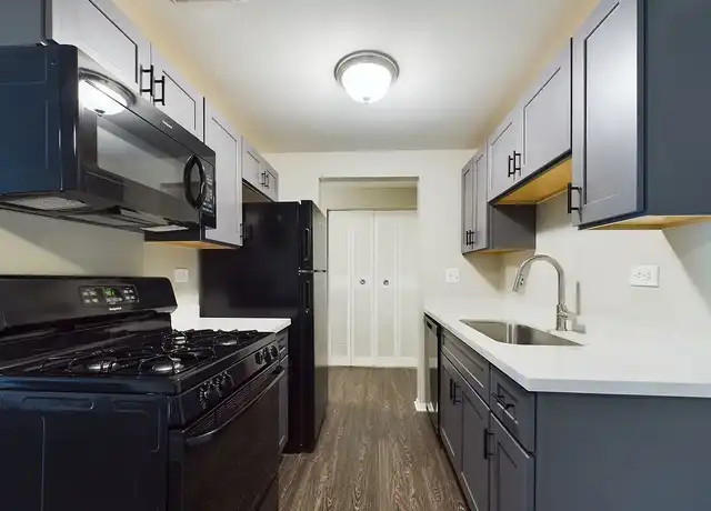 Property at Renaissance at Carol Stream - 201 Flame Dr, Carol Stream, IL, 60188, 1-2 bed, 1-2 bath, [object Object]