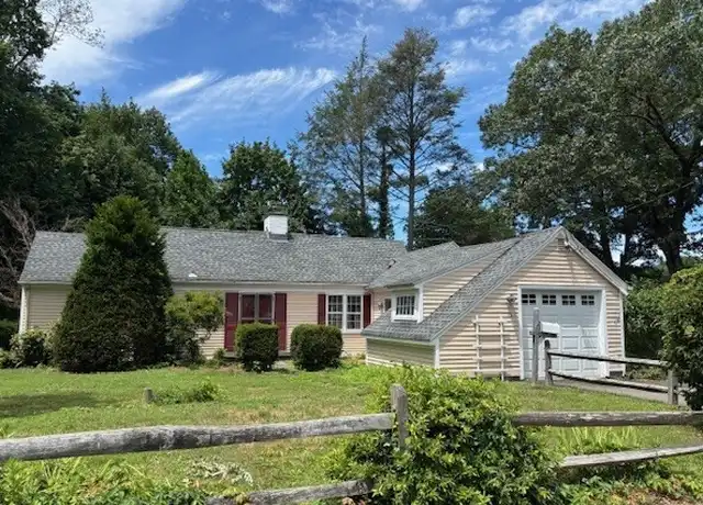 Property at 16 Garfield Ave, North Haven, CT, 06473, 2 beds, 1 bath, [object Object]