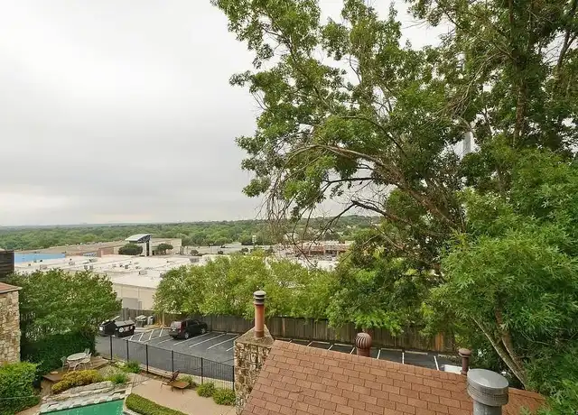 Property at 6903 Deatonhill Dr, Austin, TX, 78745, 2 beds, 1 bath, [object Object]