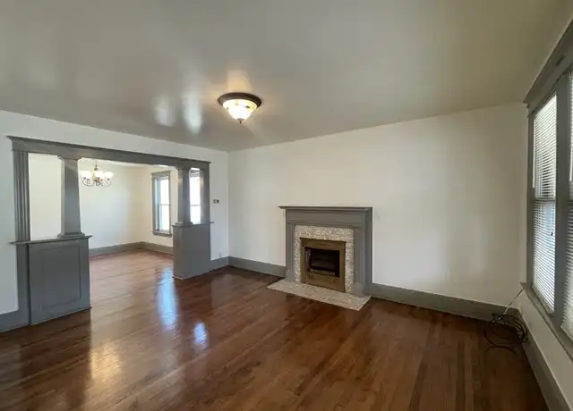 Property at 32 Kenyon Ct, Utica, NY, 13501, 3 beds, 1 bath, [object Object]