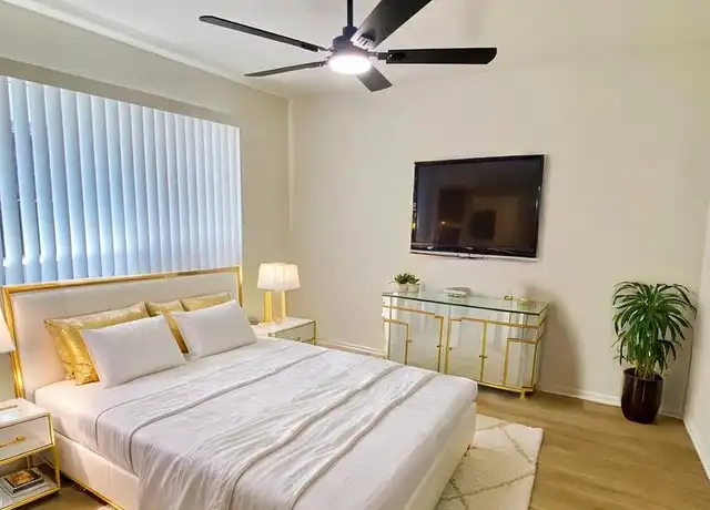 Property at 144 Westmoreland Ave Unit 219-2, Los Angeles, CA, 90004, 1 bed, 1 bath, [object Object]