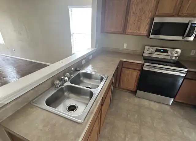 Property at 2410 Price Dr, Killeen, TX, 76542, 4 beds, 2 baths, [object Object]