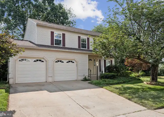 Property at 5413 Tree Line Dr, Centreville, VA, 20120, 5 beds, 3.5 baths, [object Object]