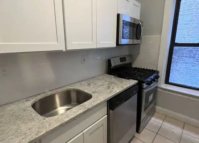 Property at 42 Vroom St Unit 42, Jersey City, NJ, 07306, 2 beds, 1 bath, [object Object]